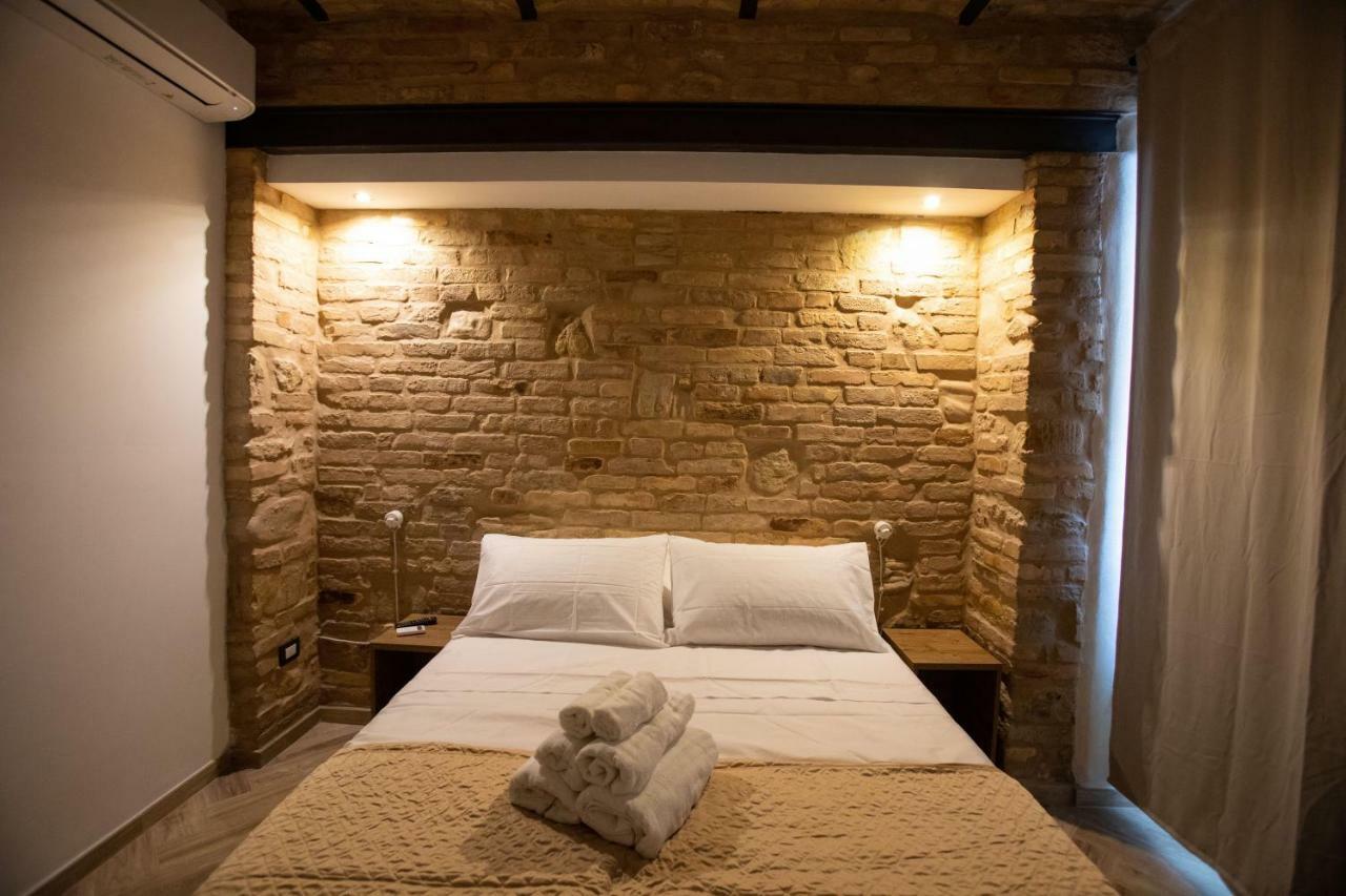 Al 54 Accommodation San Benedetto del Tronto Extérieur photo