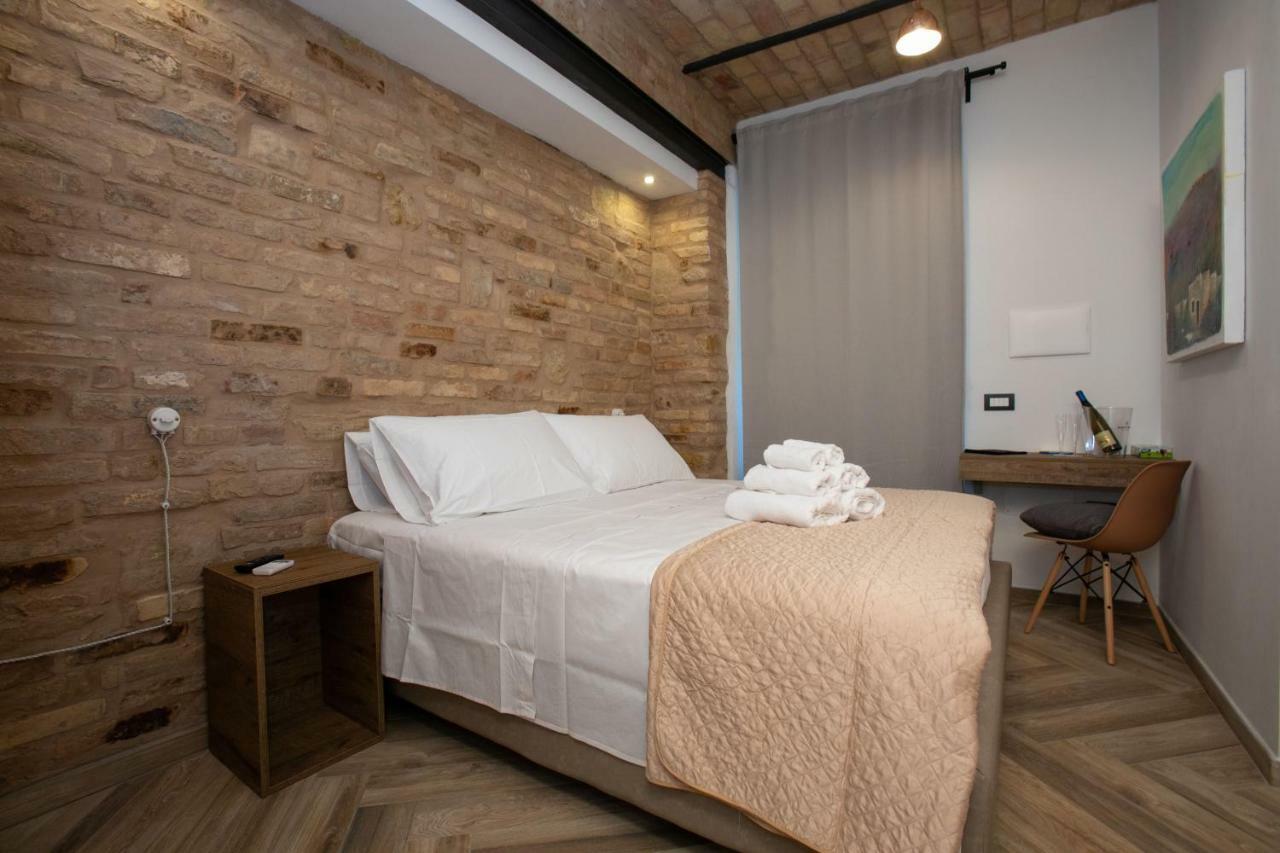 Al 54 Accommodation San Benedetto del Tronto Extérieur photo